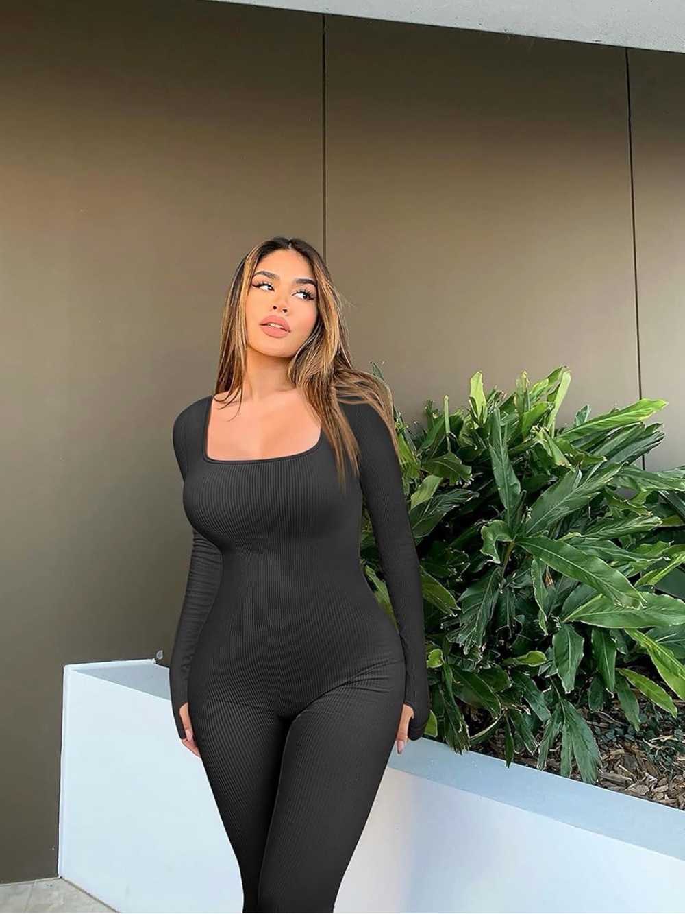 NEW OQQ Ribbed Long Sleeve Jumpsuit • Size L Snatching Bodysuit Onesie Black - Picture 5 of 10